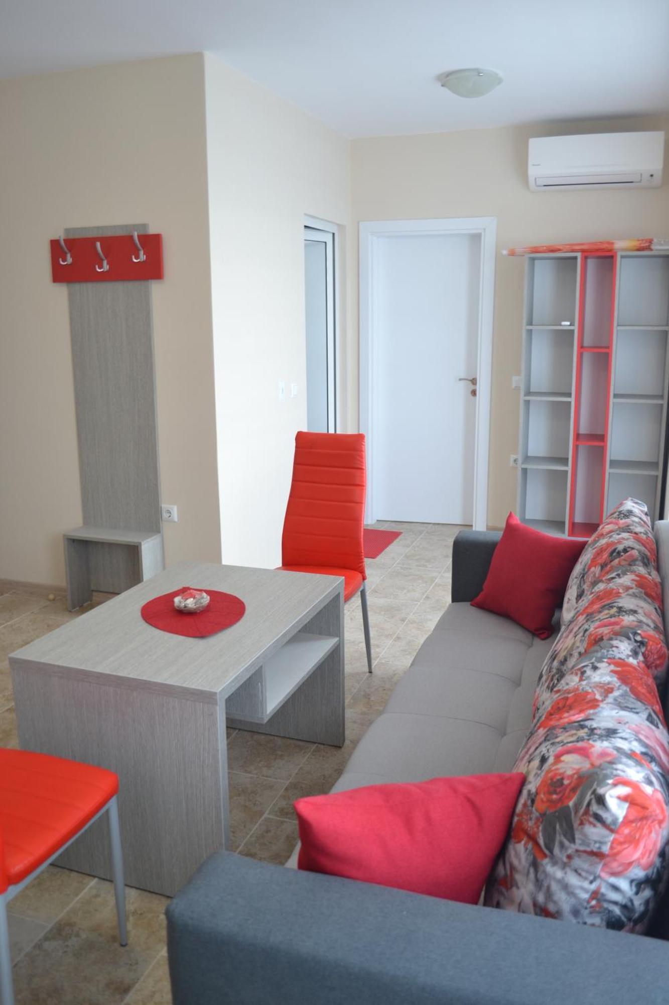 Апартаменти Кастро/Castro Apartments تساريفو المظهر الخارجي الصورة