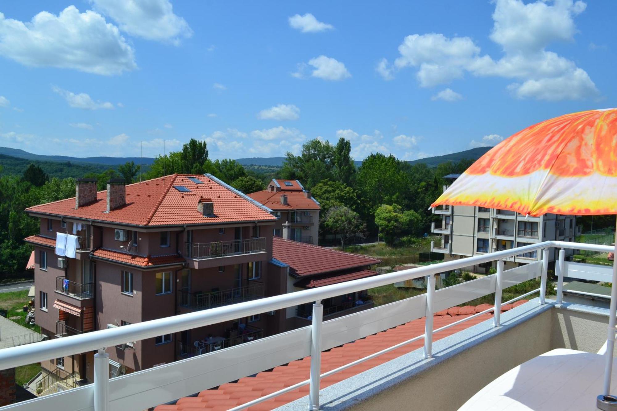 Апартаменти Кастро/Castro Apartments تساريفو المظهر الخارجي الصورة