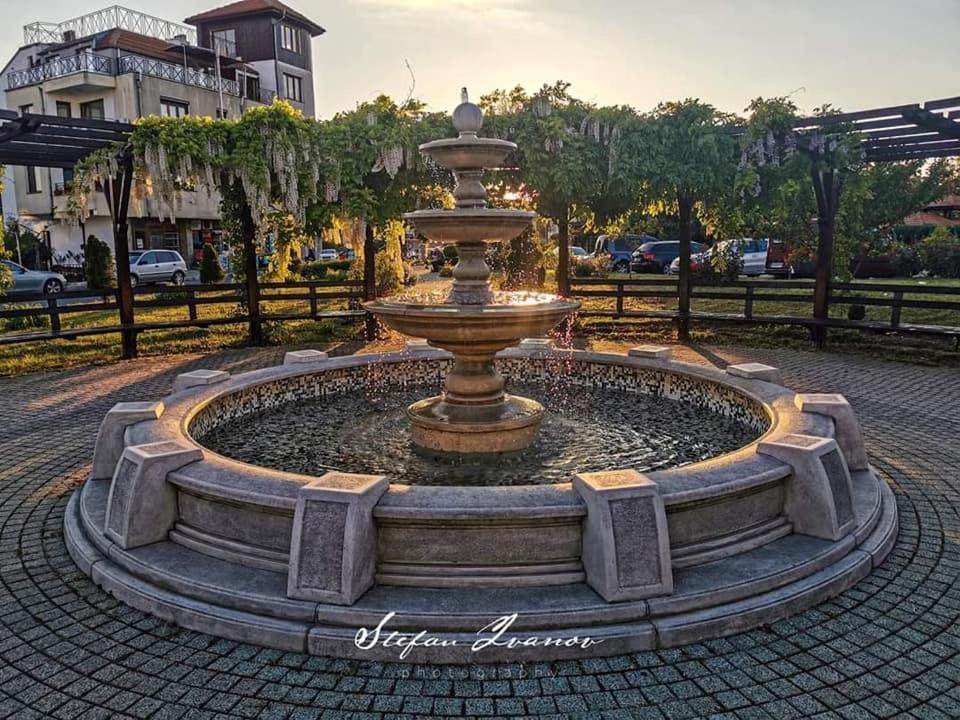 Апартаменти Кастро/Castro Apartments تساريفو المظهر الخارجي الصورة