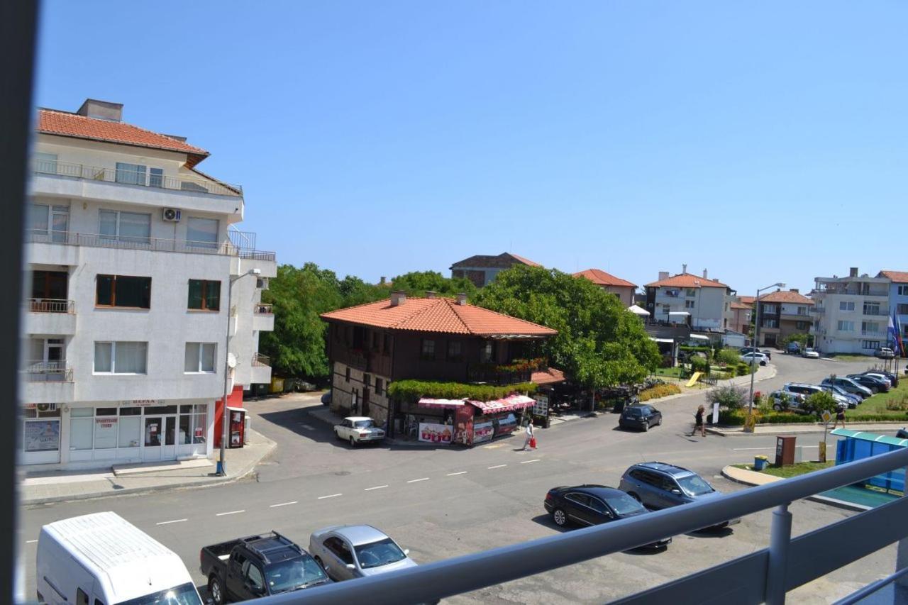 Апартаменти Кастро/Castro Apartments تساريفو المظهر الخارجي الصورة