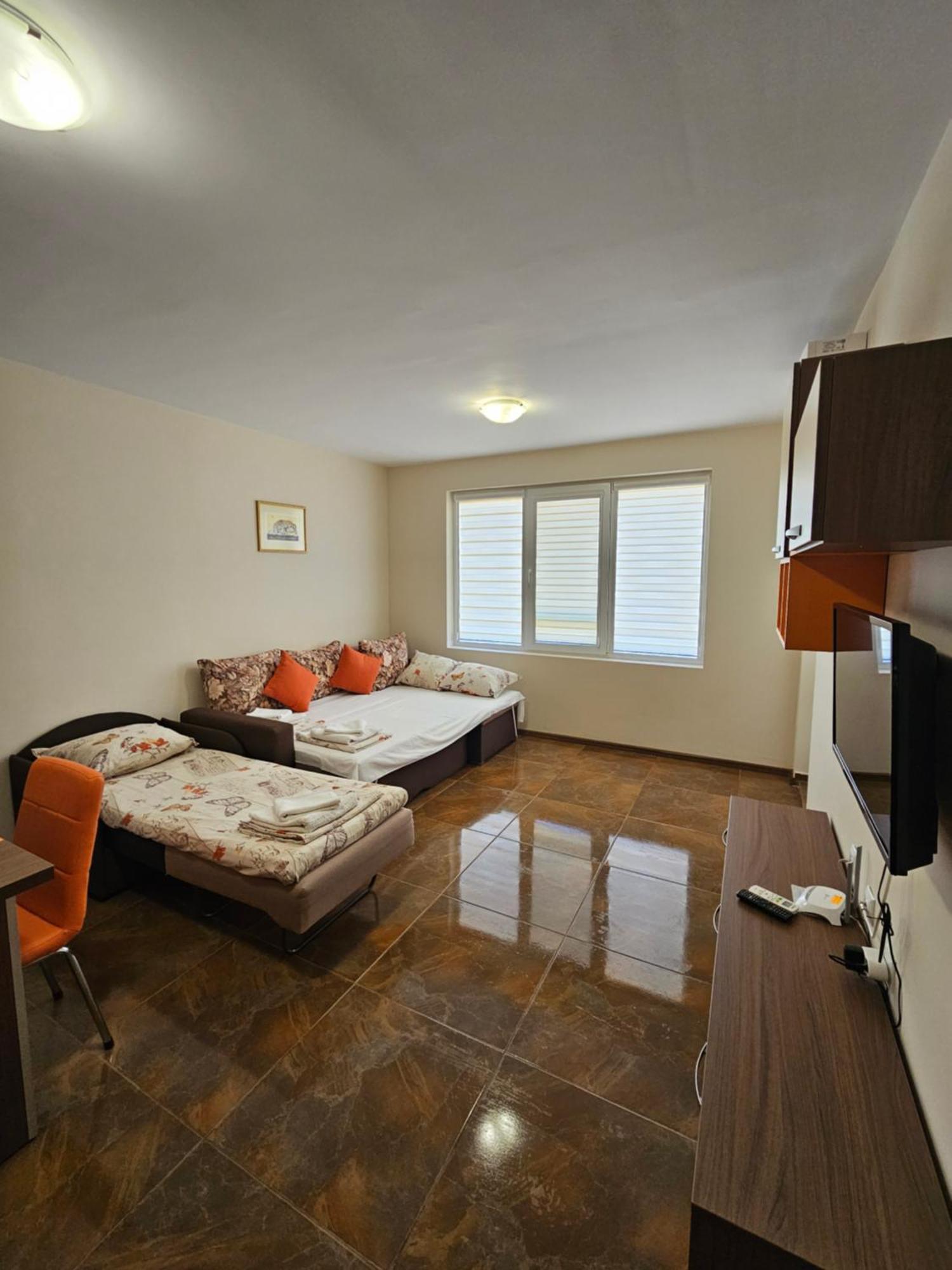 Апартаменти Кастро/Castro Apartments تساريفو المظهر الخارجي الصورة
