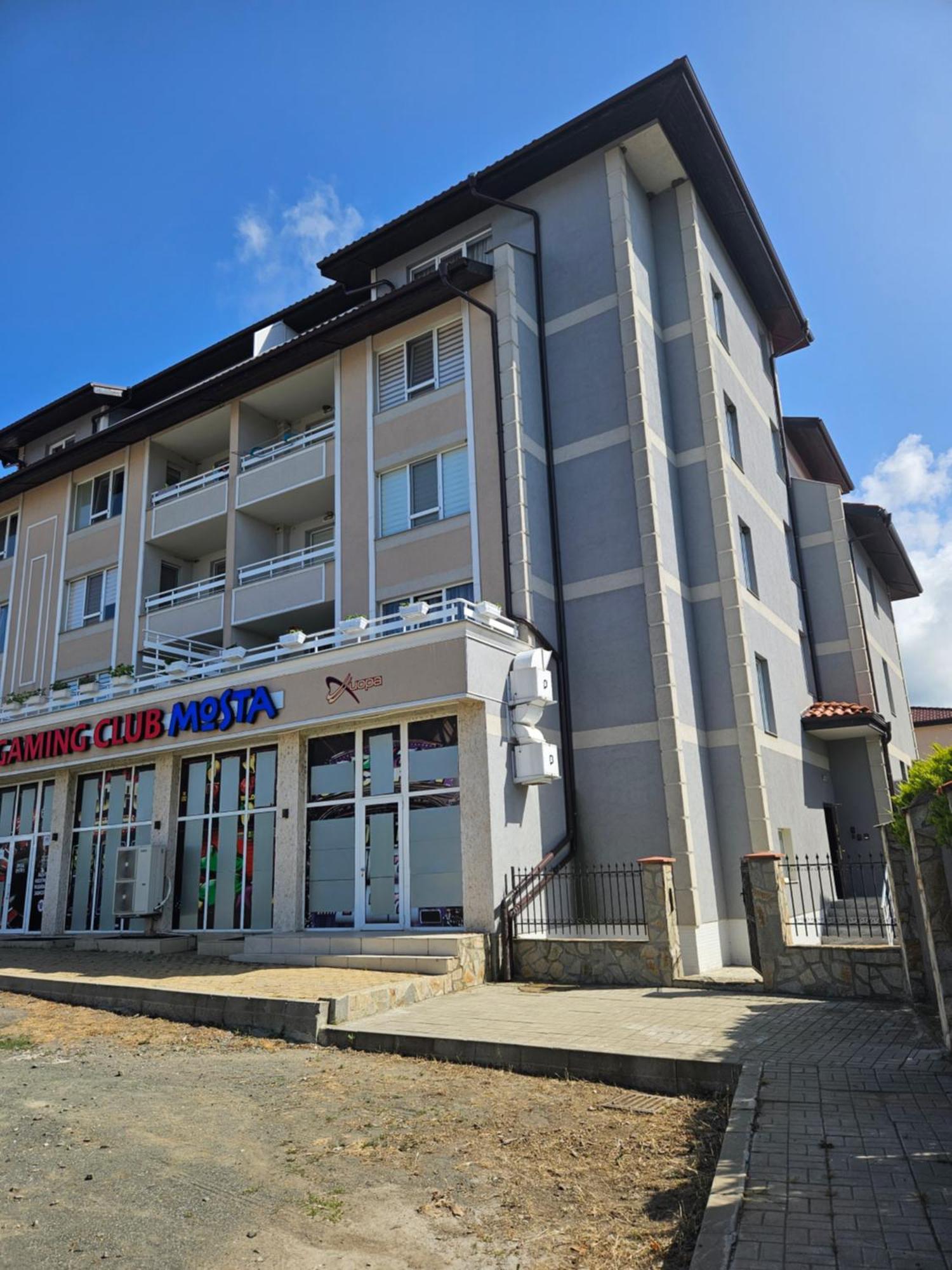 Апартаменти Кастро/Castro Apartments تساريفو المظهر الخارجي الصورة
