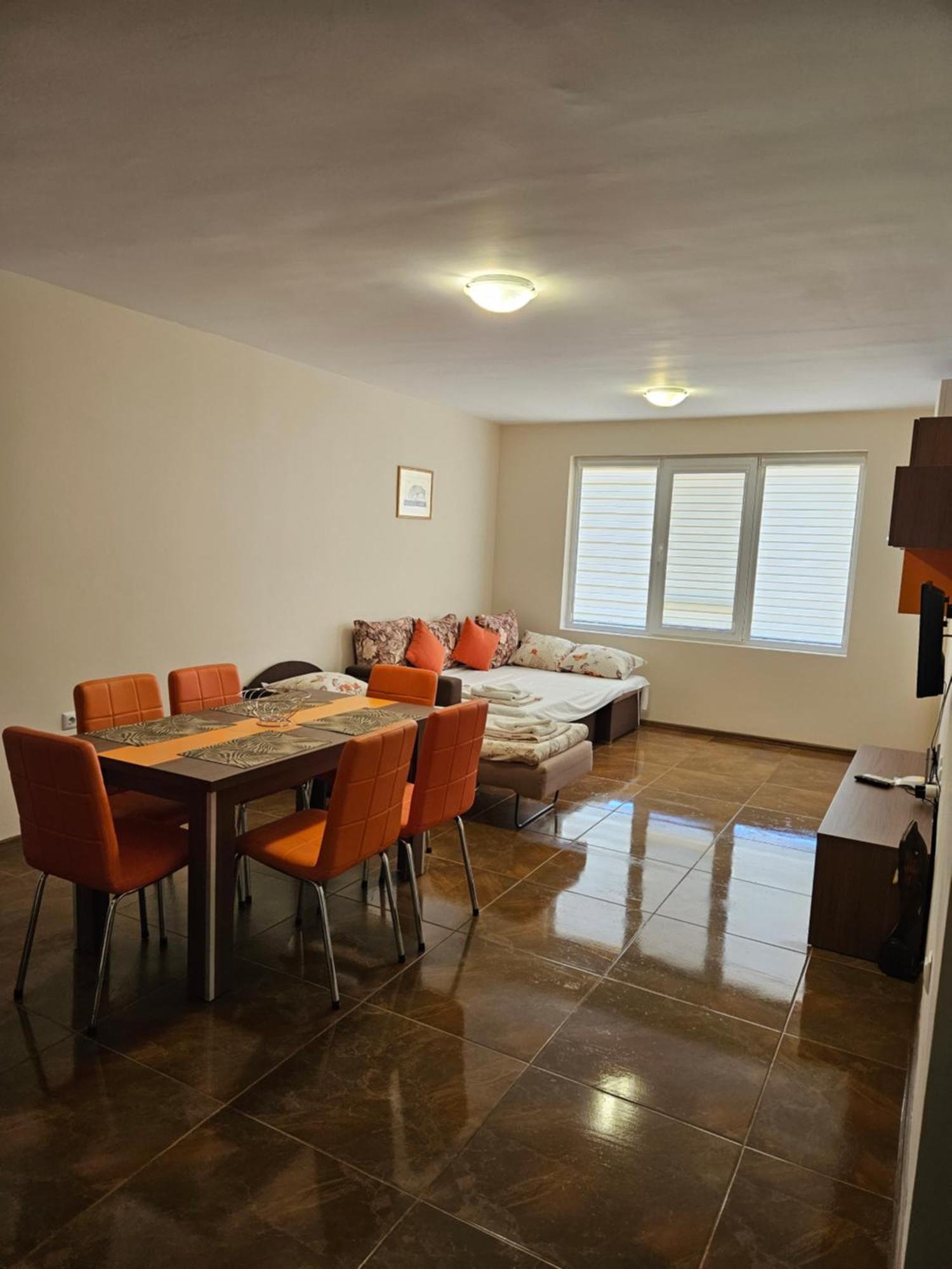 Апартаменти Кастро/Castro Apartments تساريفو المظهر الخارجي الصورة