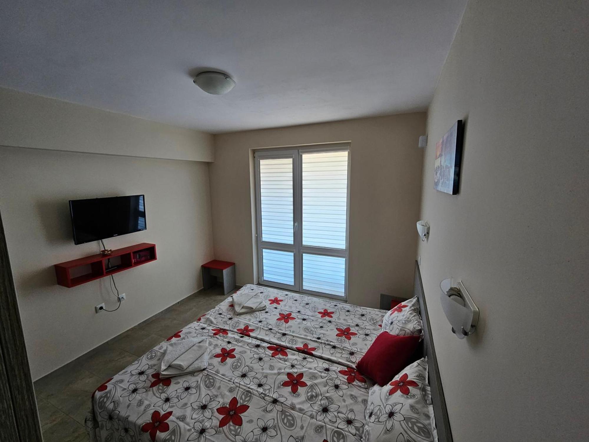 Апартаменти Кастро/Castro Apartments تساريفو المظهر الخارجي الصورة
