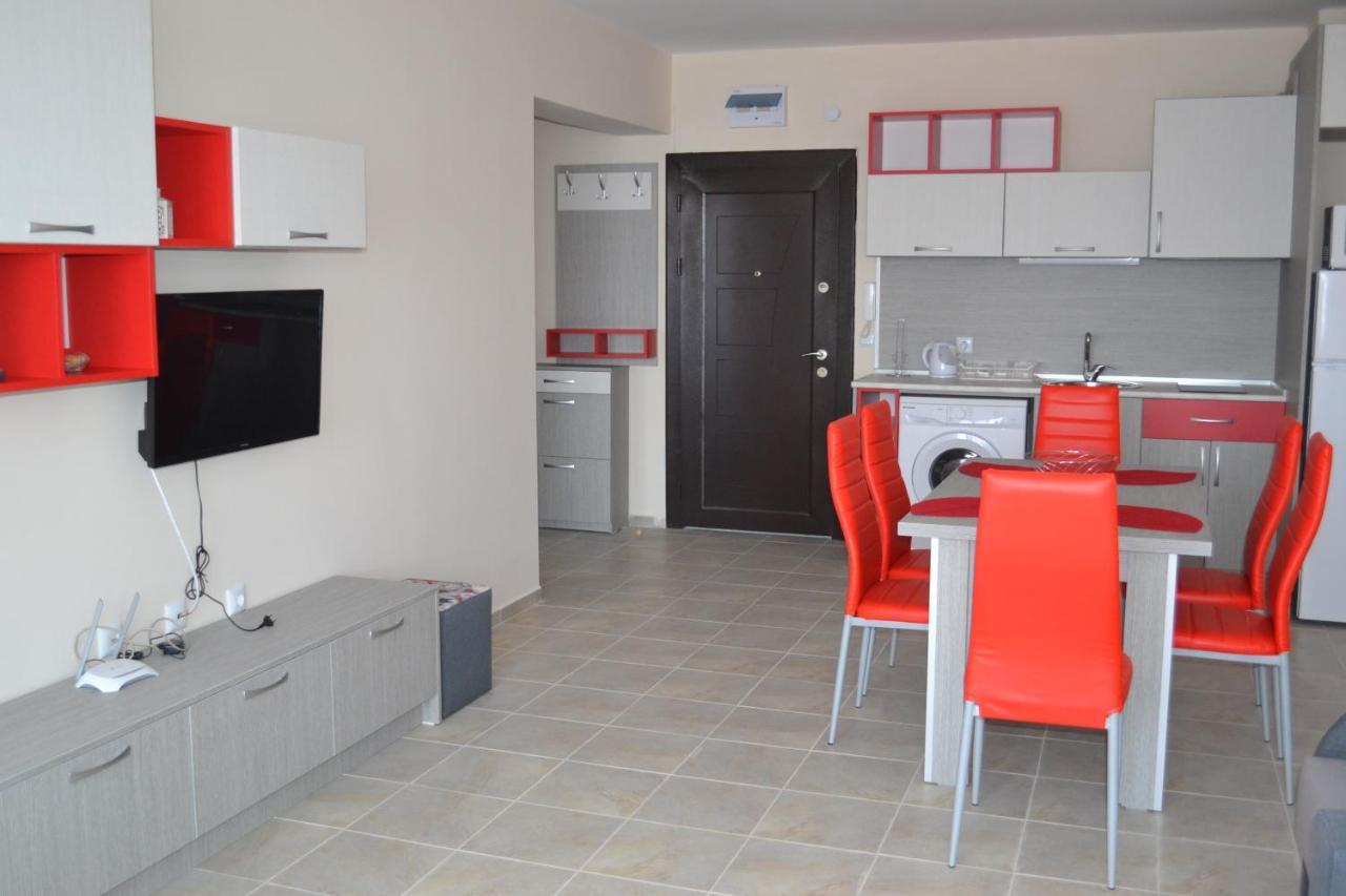 Апартаменти Кастро/Castro Apartments تساريفو المظهر الخارجي الصورة